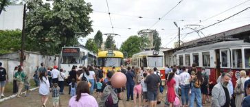 1 Iunie/ Peste două mii de bucureșteni au participat la Parada Tramvaielor STB organizată de Ziua Copilului