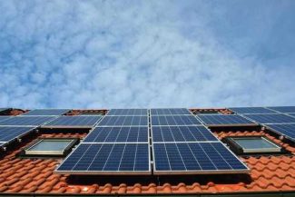 APCE susţine că programul Casa Verde Fotovoltaice a fost eliminat din bugetul AFM pe 2026, iar banii au fost transferaţi către primari / Asociaţia critică decizia şi vrea refinanţarea programului: AFM devine noul finanţator «Anghel Saligny 2»