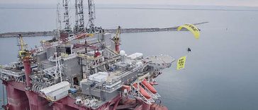 Greenpeace România: Posibilă deversare care s-a întins pe o suprafaţă de 45 km², în zona Neptun Deep