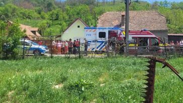 Încă o persoană, grav rănită în judeţul Sibiu după ce a fost târâtă de cal – Un bărbat de 58 de ani a suferit traumatisme cranio-cerebrale, toracice şi de bazin / A fost intubat şi este transportat cu un elicopter SMURD la Târgu Mureş