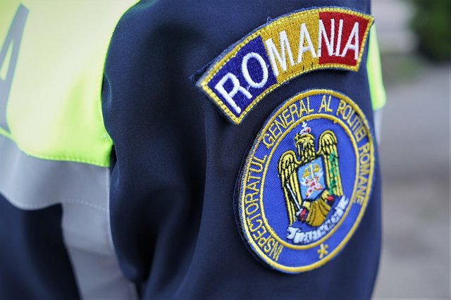 Român anchetat pentru lipsire de libertate, faptă petrecută în Austria/ El şi-a răpit fosta iubită/ Bărbatul şi fosta sa parteneră se află în custoria autorităţilor maghiare