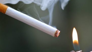Dr. Cristian Oancea: Un fumător care fumează între unu şi două pachete de ţigări pe zi pierde undeva la şapte ani din viaţă/ Nu există patologie pe care fumatul să nu o poată da