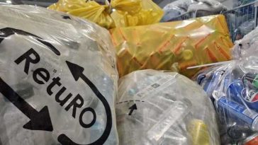 RetuRO: Peste 10 miliarde de ambalaje colectate de la lansarea Sistemului de Garanţie-Returnare în România
