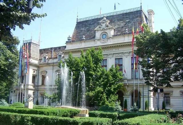 Percheziţii DNA la Primăria Iaşi, într-un dosar care ar viza dispariţia unei cantităţi de păcură de la rezervele de stat. Edilul Mihai Chirica a fost audiat în acest dosar în urmă cu o lună