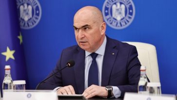 Bolojan: Dacă acest guvern nu ar lucra de dimineaţa până seara şi am face ceea ce au generat PSD şi AUR prin moţiunea de cenzură, practic România ar pierde o ocazie importantă de a-şi reaşeza proiectele, de a închide PNRR-ul