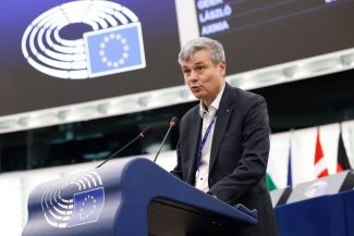 Virgil Popescu: Siguranţa rutieră trebuie să rămână o prioritate / Am votat pentru începerea negocierilor cu Consiliul pentru revizuirea normelor UE referitoare la inspecţiile tehnice periodice şi controalele rutiere ale vehiculelor