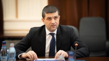 Miruţă, despre creşterea vârstei de pensionare în sistemul de apărare: S-au analizat nişte scenarii, dar guvernul, fiind interimar, nu mai poate lua decizii /  Nu se schimbă modul în care se calculează pensia pensionarilor militari