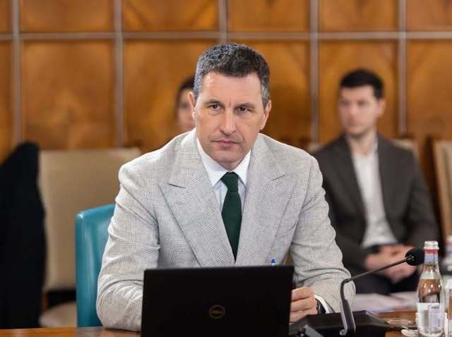 Guvernul a aprobat plafoanele alocate ajutoarelor naţionale tranzitorii în sectoarele vegetal şi zootehnic, pentru anul 2025 / Tanczos Barna: Fermierii n-au nicio vină şi trebuie să primească subvenţiile, inclusiv în această perioadă complicată