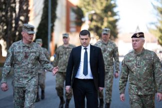 Radu Miruţă, despre programul SAFE: Astăzi avem ţigle sparte şi copaci crescuţi în fabrici, şi a început să ne deranjeze că vine un străin în România cu banii lui şi produce în România fabrică, licenţă, locuri de muncă, pe teritoriu naţional