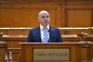 Liberalul Alexandru Muraru cere PSD să nu voteze în Parlament proiectul care vizează abrogarea legislaţiei antifasciste, anti-legionare şi pentru combaterea antisemitismului: Este de o gravitate extremă