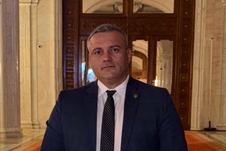 Un deputat ales pe listele S.O.S România, Iosif Florin Jianu, care trecuse la PSD, anunţă că va activa în grupul parlamentar PNL