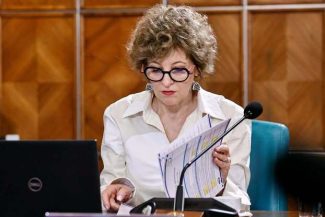Oana Gheorghiu: Am transmis în această seară un mesaj personal fiecărui deputat şi senator al României / Le-am adresat un apel la înţelepciune şi curaj