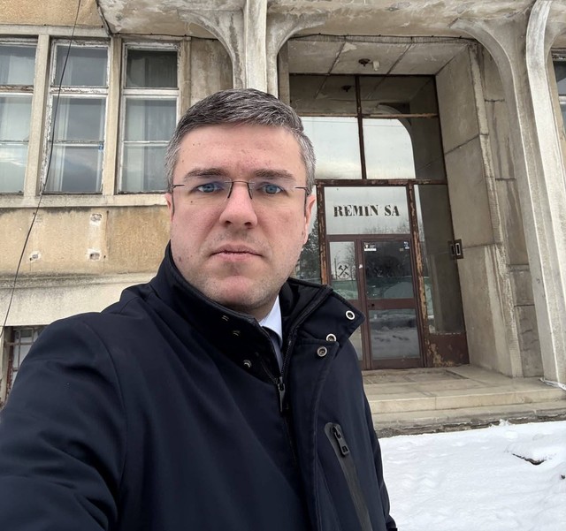 Irineu Darău, despe moţiunea de cenzură: Nu există guvernări perfecte, dar dacă suntem ca la mănăstirea Argeşului, dărâmăm noaptea ce construim ziua, nu facem foarte bine