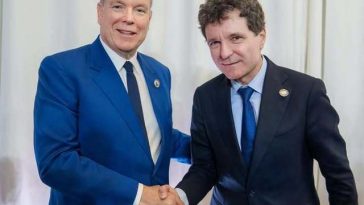 Nicuşor Dan, discuţii cu Principele Albert al II-lea de Monaco, la Summitul de la Erevan: România şi Monaco împărtăşesc nu doar bune relaţii bilaterale, ci şi o preocupare constantă pentru cooperarea multilaterală
