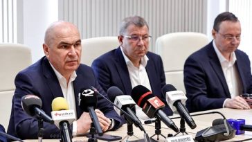 Ilie Bolojan: Tronsonul Paşcani – Suceava, parte a Autostrăzii A7, este primul contract pentru România finanţat prin Programul SAFE / Aceste proiecte ţin de dezvoltarea pe termen lung a ţării noastre şi de reducerea diferenţelor dintre regiuni