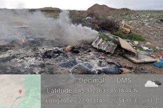 Primărie din judeţul Brăila, amendată pentru neîndeplinirea obligaţiilor privind colectarea deşeurilor/ Gunoaie menajere, amestecate cu deşeuri reciclabile din hârtie şi plastic, anvelope auto, deşeuri vegetale şi gunoi de grajd, găsite pe domeniul public