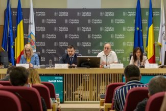 Bugetul Capitalei a fost adoptat – 8,5 miliarde de lei, cu 16% mai mult faţă de anul trecut / Ciucu: Le mulţumesc consilierilor generali pentru vot – e un pas necesar, dar şi o responsabilitate faţă de oraş