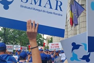 Sindicalişti din Apele Române, protest în întreaga ţară – Reclamă lipsa de dialog social şi adoptarea unor măsuri care vizează reducerea personalului, blocarea promovărilor şi menţinerea unor salarii mici / Miting la Bucureşti, în 14 mai