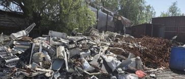 Nou control al Gărzii de Mediu la Sinteşti – Jilava – 33 de tone de deşeuri confiscate / Diana Buzoianu: Fenomenul arderilor ilegale funcţionează ca o economie paralelă alimentată de fluxuri necontrolate de deşeuri