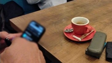 Control al Poliţiei Locale, în restaurante din Bucureşti – S-au găsit persoane care fumau în spaţii închise / S-au verificat 24 de locaţii, fiind aplicate amenzi în valoare de 60.000 de lei