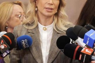 Raluca Turcan, proiect în Parlament pentru combaterea violenţei în şcoli: Limitarea accesului la telefoane inclusiv în pauze, monitorizare audio-video, consiliere psihologică pentru elevii cu probleme emoţionale, implicarea părinţilor