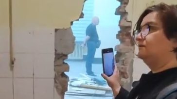 Primăria Oradea, acuzată că a acţionat ”noaptea ca hoţii” pentru a pune în aplicare o decizie a instanţei – Descindere la biserica Ordinului Premonstratens din Oradea / S-a spart zidul şi s-au preluat spaţiile bisericii / Reacţia lui Kelemen Hunor