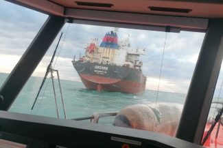 Agenţia Română de Salvare a Vieţii Omeneşti pe Mare anunţă o nouă intervenţie pentru salvarea unui membru al echipajului unei nave pavilion Liberia – Pacientul, de origine chineză, a fost predat după câteva ore serviciilor medicale, conştient