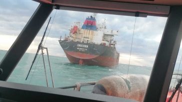 Agenţia Română de Salvare a Vieţii Omeneşti pe Mare anunţă o nouă intervenţie pentru salvarea unui membru al echipajului unei nave pavilion Liberia – Pacientul, de origine chineză, a fost predat după câteva ore serviciilor medicale, conştient