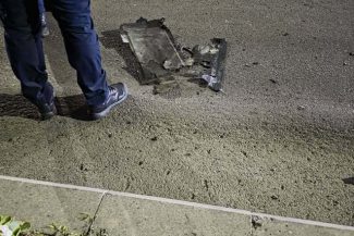 Dronă prăbuşită în Galaţi – Reprezentant ISU: Cele două persoane aflate la spital sunt locatarii apartamentului avariat. Au suferit arsuri minore când au trecut prin holul în care era incendiul