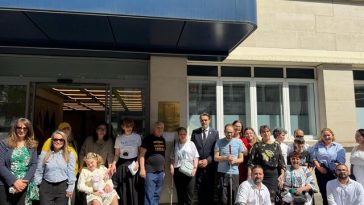 Consulatul General al României la Londra, primul oficiu consular român cu semnalistică adaptată persoanelor cu deficienţe de vedere – FOTO