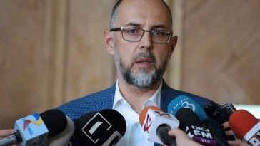 Kelemen Hunor: Opţiunea noastră, înainte de orice altă discuţie, ar fi să refacem coaliţia care a funcţionat până acum o lună de zile, PSD, PNL, USR, UDMR, minorităţi, dacă se poate găsi un premier care poate fi acceptat de toate partidele