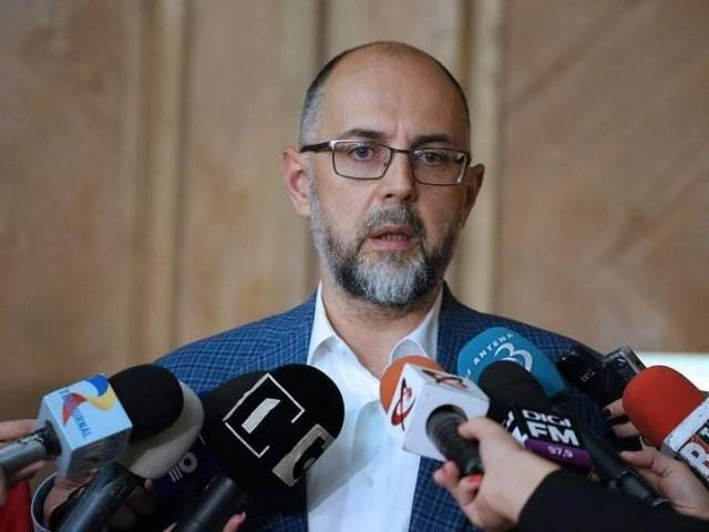 Kelemen Hunor: Opţiunea noastră, înainte de orice altă discuţie, ar fi să refacem coaliţia care a funcţionat până acum o lună de zile, PSD, PNL, USR, UDMR, minorităţi, dacă se poate găsi un premier care poate fi acceptat de toate partidele