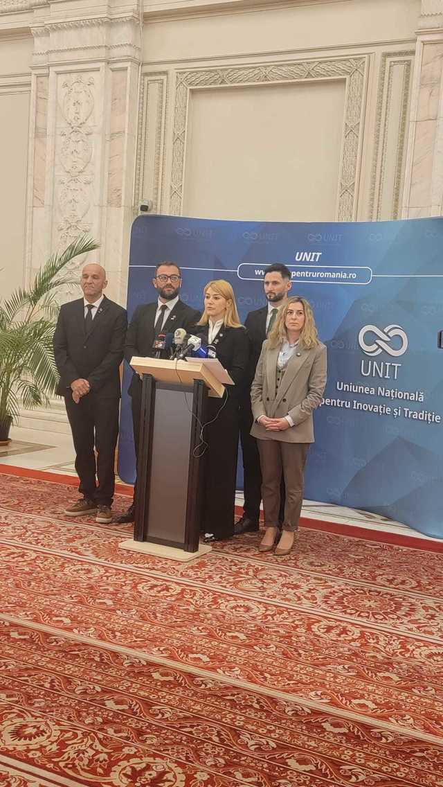Cinci parlamentari ”UNIT”, care s-au rupt din grupul parlamentar POT, anunţă că nu vor vota moţiunea de cenzură împotriva Guvernului Bolojan, deşi au semnat-o, iniţial