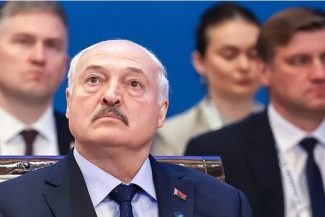 ”Meloni este o femeie, nu poate negocia cu Moscova. Tu, da”, i-a spus Lukaşenko lui Macron
