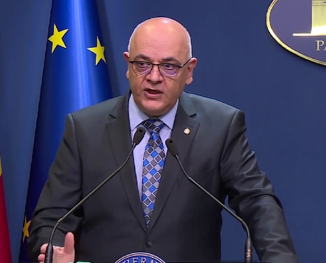 Raed Arafat anunţă că avocaţii au studiat dosarul în care este acuzat de complicitate la contrabandă: Acuzaţia ignoră poziţiile oficiale exprimate de Direcţia Generală a Vămilor în 2021 şi în 2022 / Inventează teza pretinsului prejudiciu