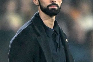 „Nu-i voi crucifica în public”, Arbeloa sare în apărarea lui Tchouaméni şi Valverde / Tehnicianul nu a descoperit „cârtiţa” din vestiar: Nu lucrez la CIA