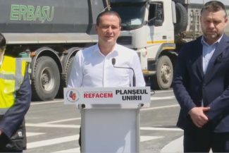 Băluţă: Prima etapă a refacerii Planşeului Unirii în zona Hanului lui Manuc a fost finalizată/ Ciucu: Mă bucură faptul că lucrările sunt în termen