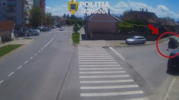 Braşov: Un bărbat a pierdut o geantă în care avea peste 25.000 de euro şi alte bunuri/ Banii, găsiţi de poliţişti în mai puţin de o oră – VIDEO