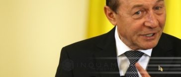 Băsescu: Nu poţi să pui în vârful unui guvern un tehnocrat care să facă ce? Să se ducă din sediu în sediu de partid să vorbească cu preşedinţii de partid, să se roage să-i treacă un act