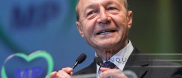 Traian Băsescu: Dacă va cădea primul guvern, al doilea nu va mai fi discutat, pentru că nu ai ce-i face Parlamentului, nu are sancţiuni şi nu are stabilit termen constituţional în cât timp să pună în debatere lista guvernului şi programul