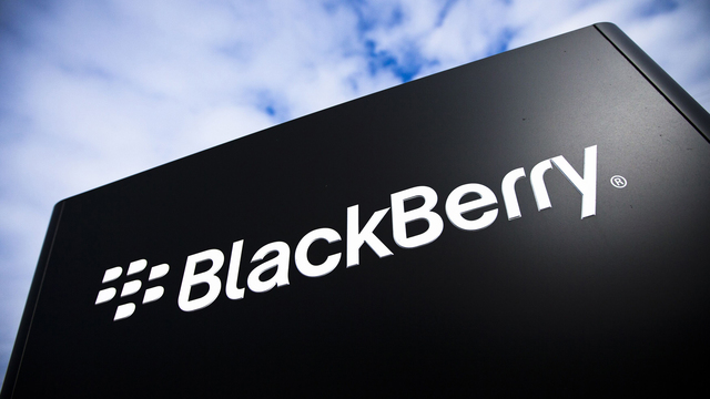 Nostalgia pentru BlackBerry şi tastaturile fizice readuce la viaţă o nişă uitată a pieţei smartphone-urilor