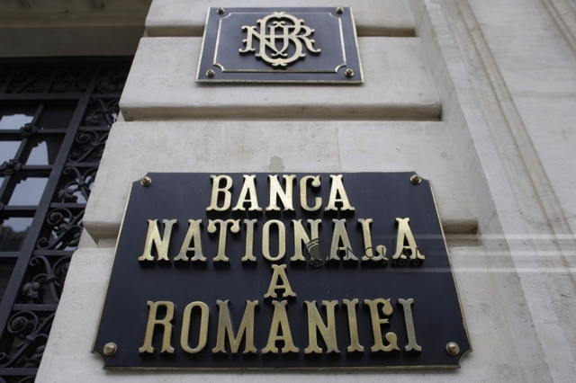 Rezervele valutare la Banca Naţională a României se situau, la 30 aprilie, la nivelul de 64.836 milioane euro, în scădere faţă de 31 martie