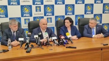 Bolojan, întrebat dacă mai rămâne preşedintele PNL în cazul în care trece moţiunea de cenzură: Aceste aspecte vor fi discutate de către colegii din partid / Nu există niciun fel de probleme pe această temă