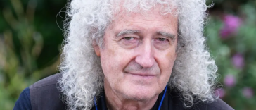 Chitaristul Queen, Brian May, împiedicat să planteze narcise în satul său, din motive de siguranţă