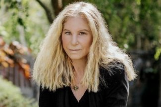 Barbra Streisand nu va participa la ceremonia de închidere a Festivalului de la Cannes. Celebra actriţă are probleme la genunchi