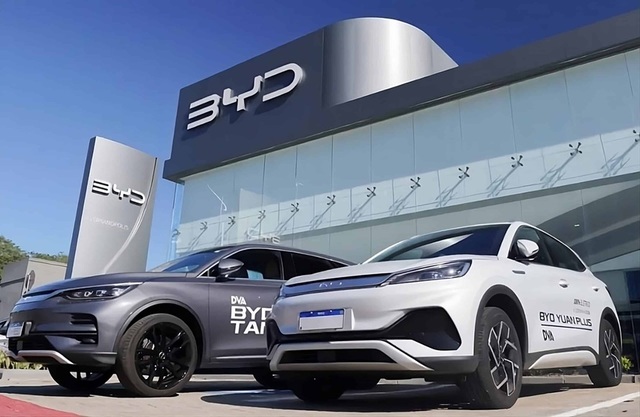 BYD negociază cu Stellantis preluarea unor fabrici auto subutilizate din Europa