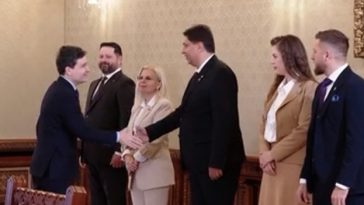 Consultări la Cotroceni – Liderul Uniţi pentru România: Salut iniţiativa domnului preşedinte; este o întărire a Parlamentului, a statutului pe care deputaţii şi senatorii îl au / Discuţia a pornit de la analiza programului actual de guvernare – VIDEO