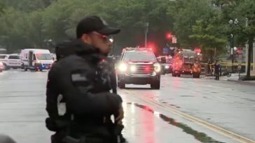 Donald Trump lucra la dosarul Iranului, în Biroul Oval, în momentul în care un bărbat a deschis focul asupra unui post de control de la Casa Albă