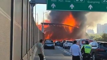 Treisprezece morţi în centrul Chinei, într-o coliziune într-un minibuz şi o semiremorcă urmat de un incendiu