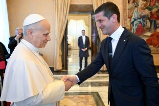 Campioana Inter la Vatican: Cristian Chivu şi jucătorii săi au fost primiţi de Papa Leon. “În timp ce vă felicit, vă invit să reflectaţi asupra experienţei trăite”